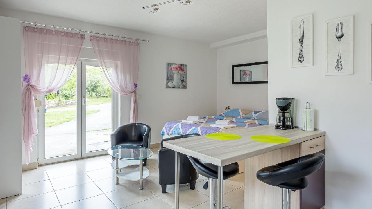 Apartments Klara Senj  Ngoại thất bức ảnh