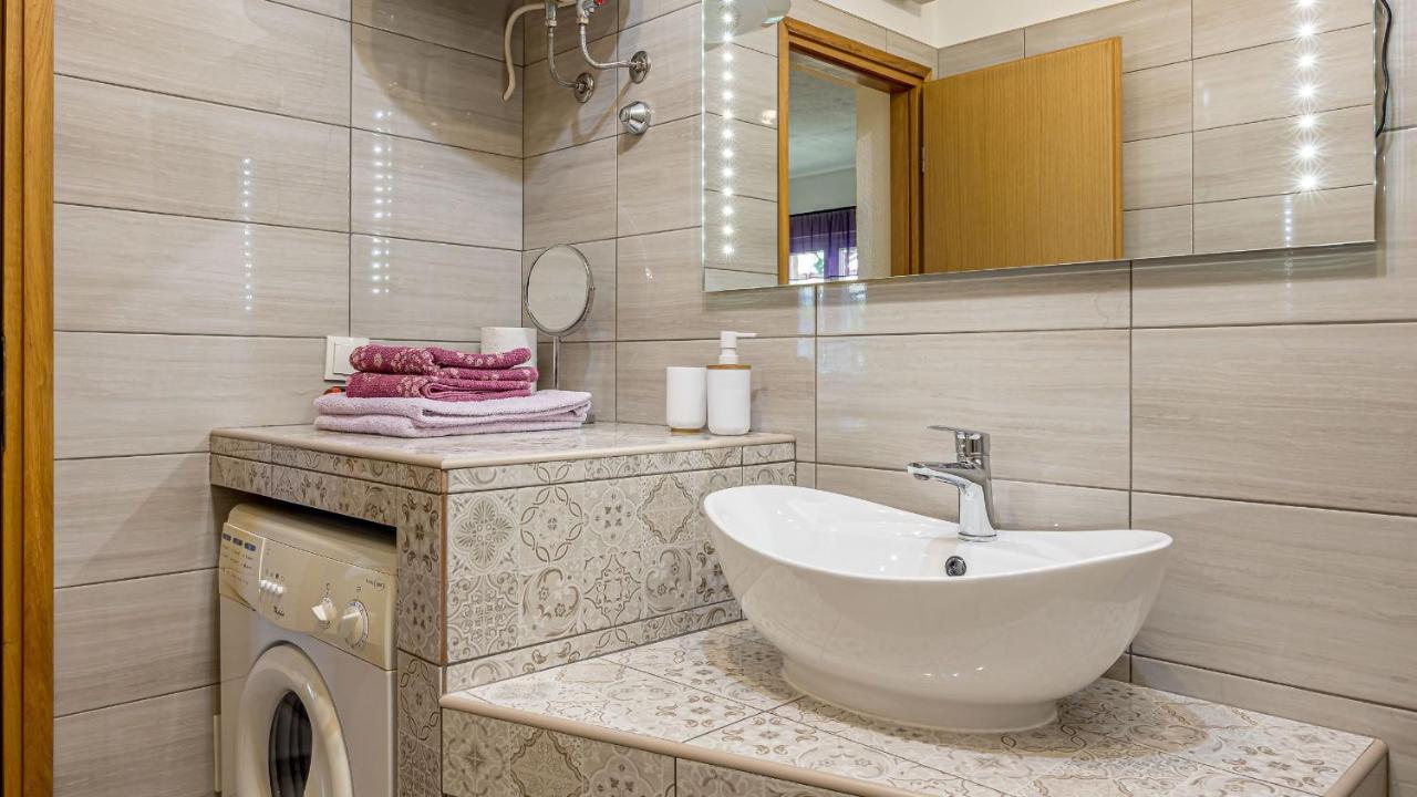 Apartments Klara Senj  Ngoại thất bức ảnh