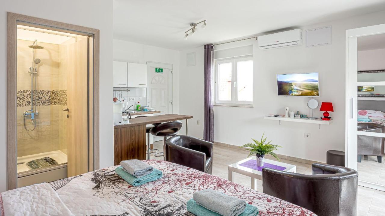 Apartments Klara Senj  Ngoại thất bức ảnh