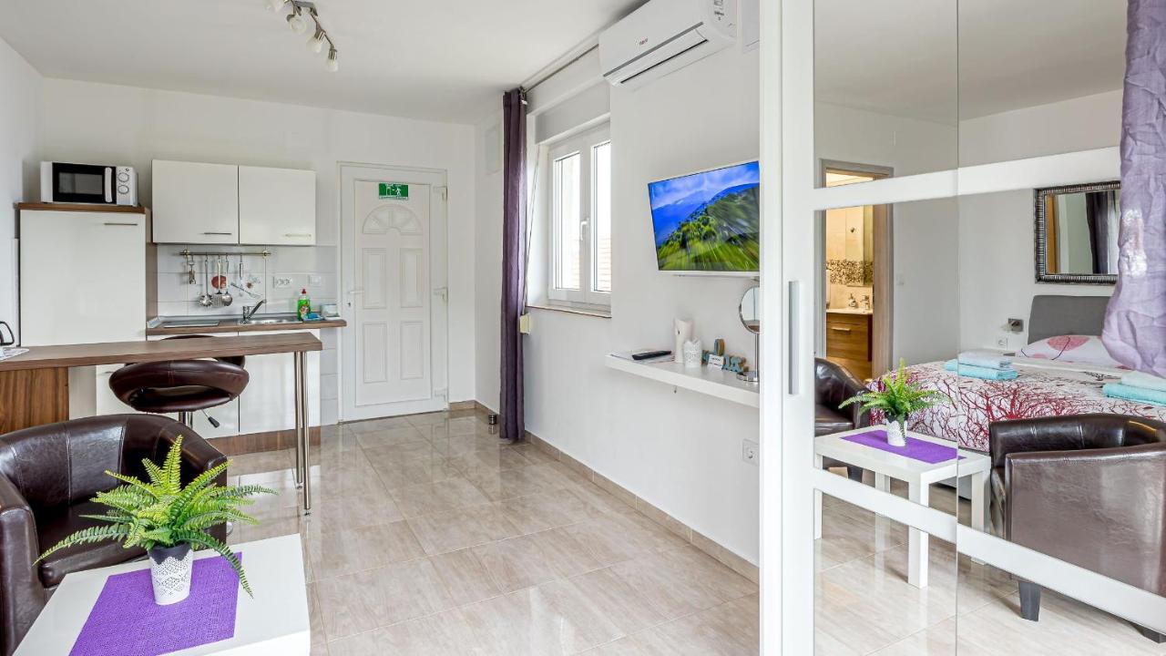 Apartments Klara Senj  Ngoại thất bức ảnh