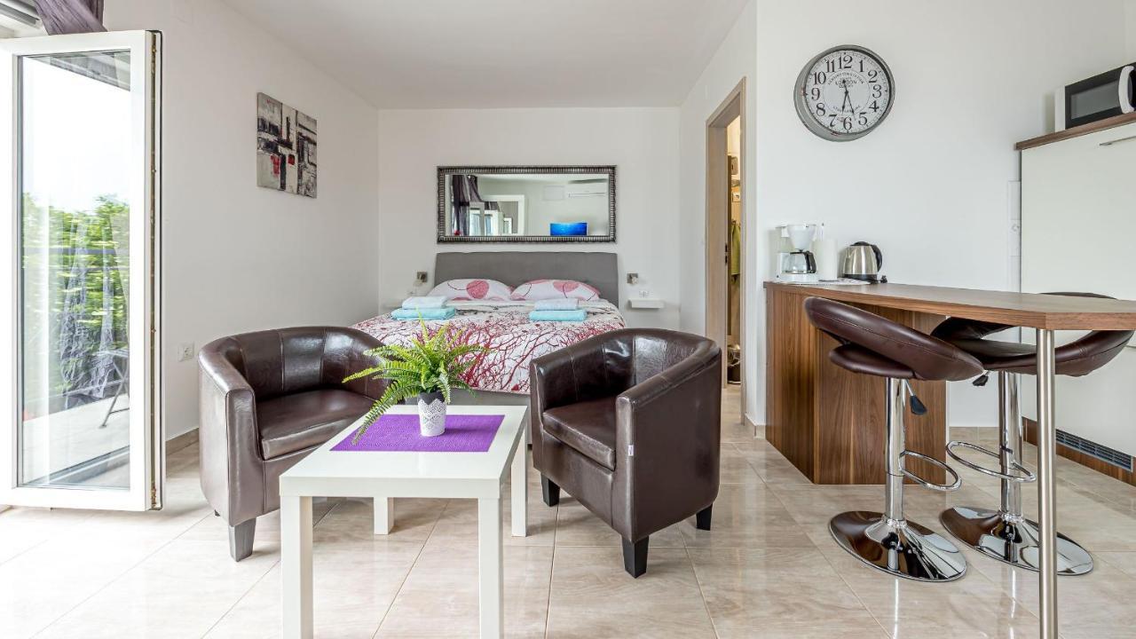 Apartments Klara Senj  Ngoại thất bức ảnh
